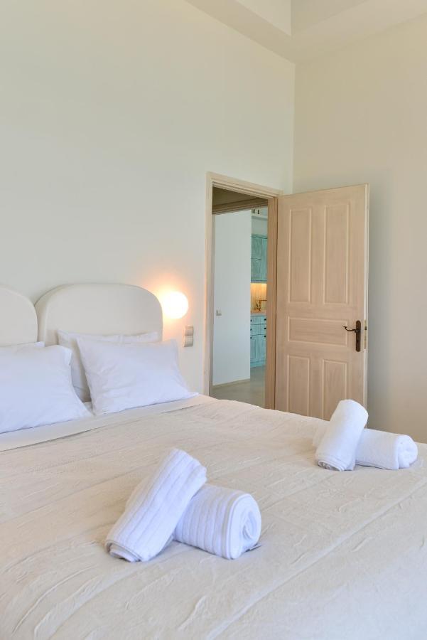 White Memories, seafront luxury apartment Mykonos Mykonos Town Extérieur photo
